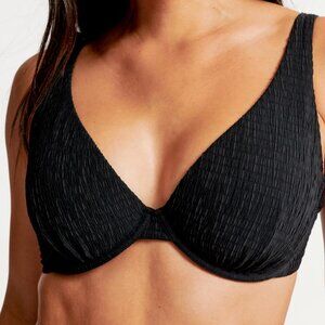 Abercrombie Curve Love High Apex Underwire Bikini Top